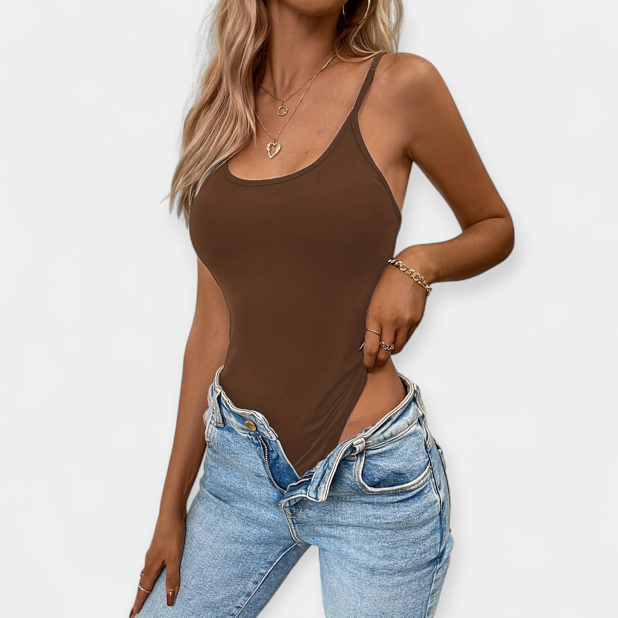 Body con spalline sottili regolabili