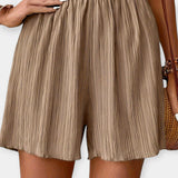 Nina - Shorts di stile con pieghe frontali