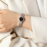 Sara - Orologio minimalista