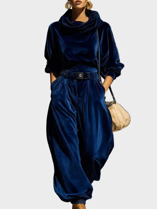 Ada - Completo ampio in velour